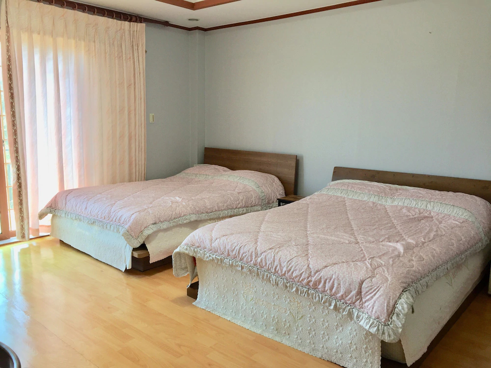 Jeju Red Roof Pension