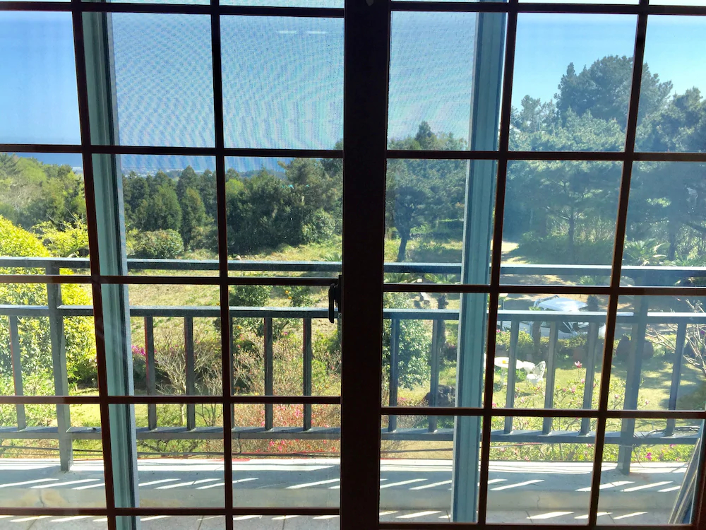 Jeju Red Roof Pension