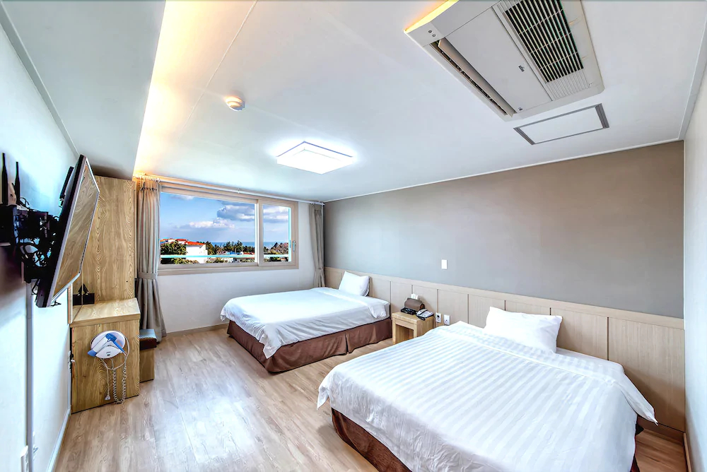 Jungmoon City Hotel