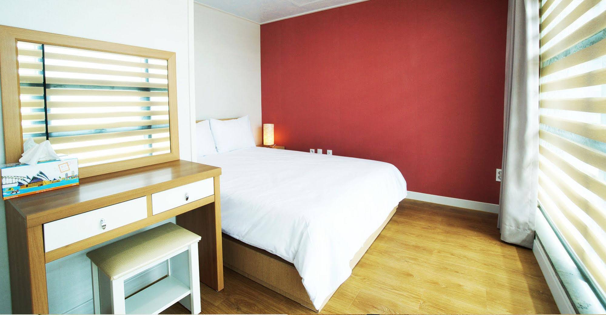 Hotel The Grang Jungmun