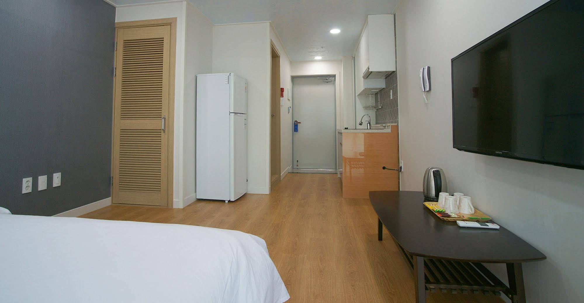 Hotel The Grang Jungmun