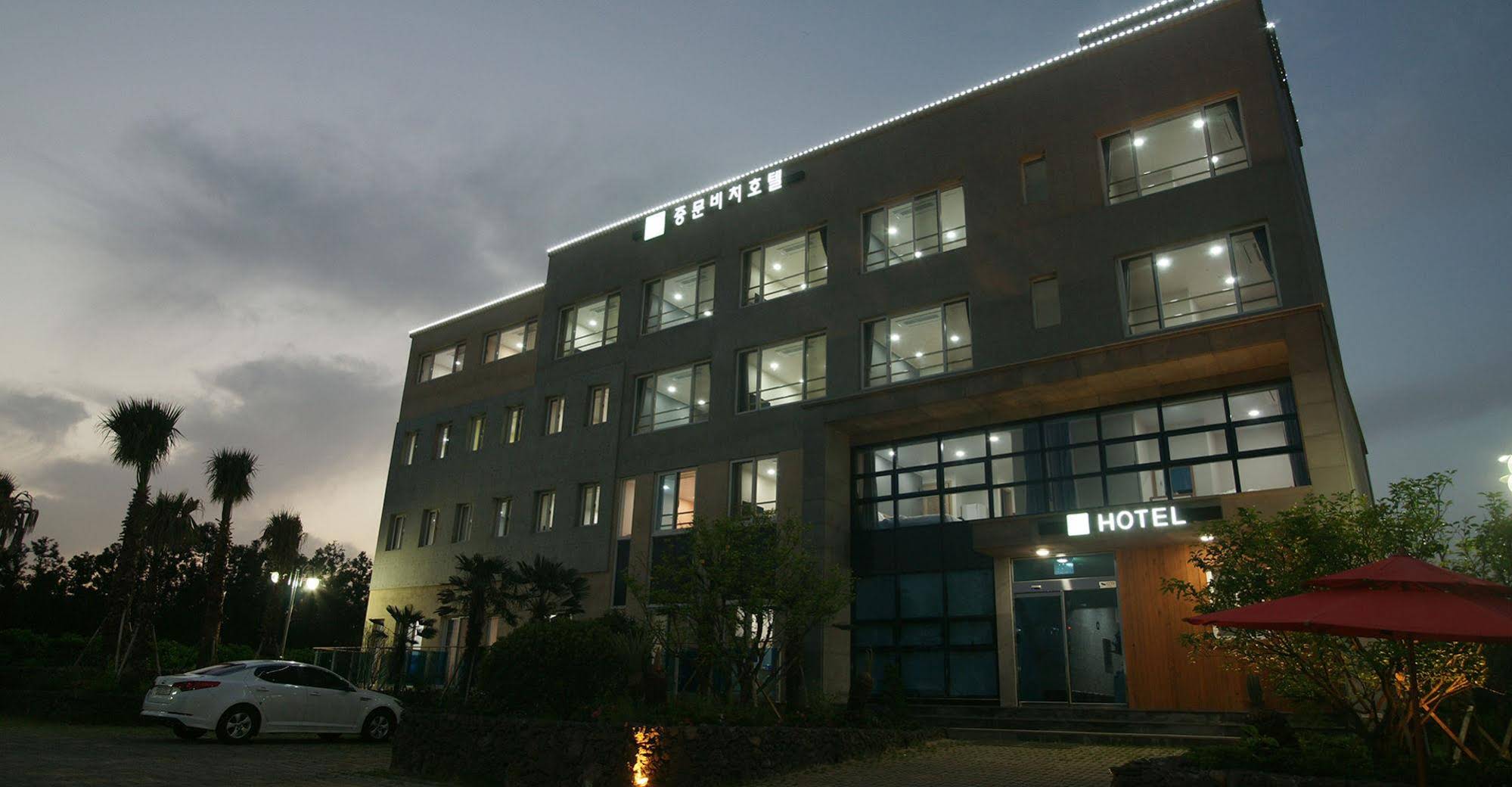 Hotel The Grang Jungmun