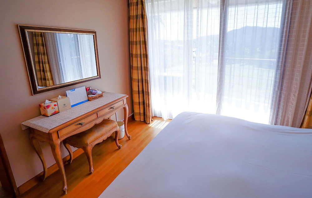 Lake Hills Resort Jeju