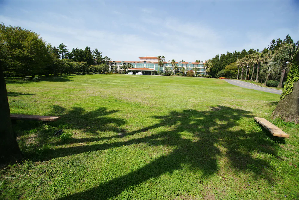 Lake Hills Resort Jeju