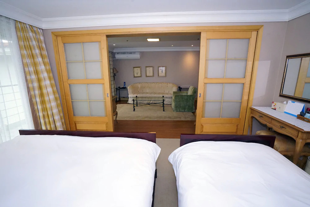 Lake Hills Resort Jeju