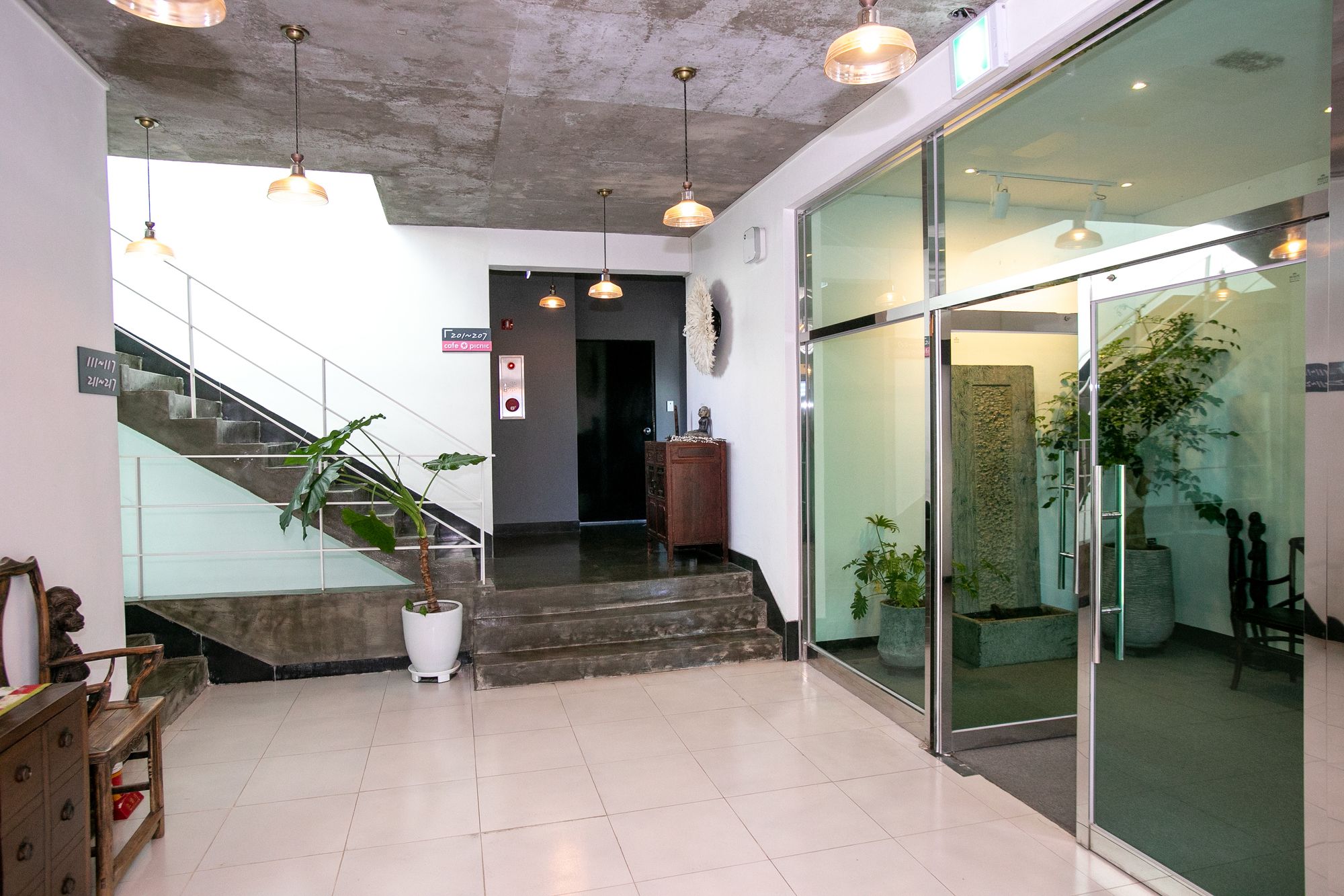 Lareem Boutique Hotel