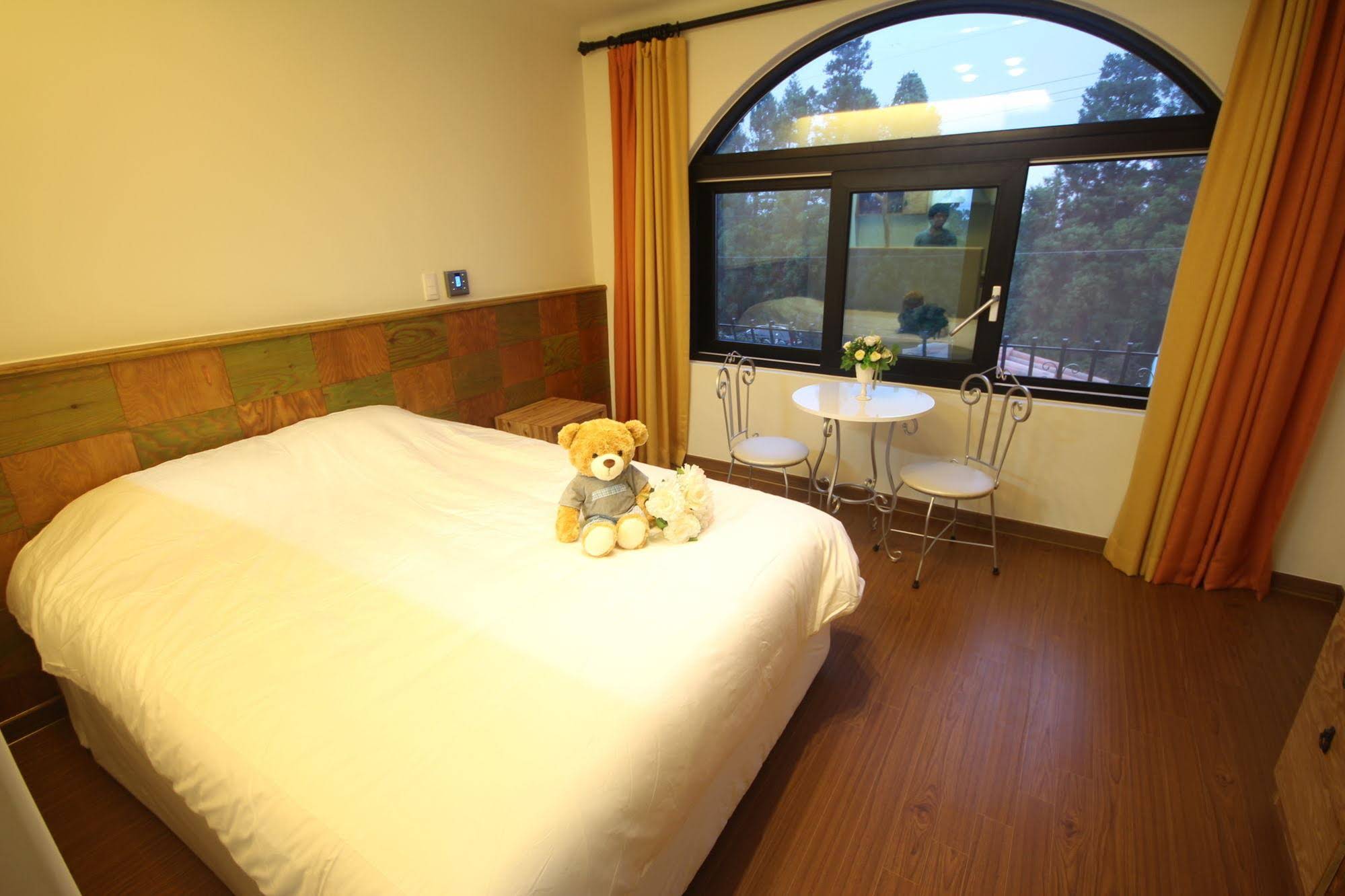 Nomad Pension in Jeju