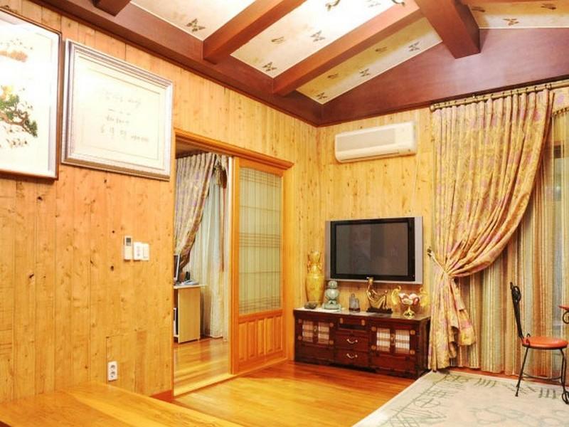 Palace in the Forest Pension