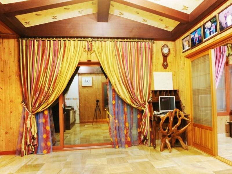 Palace in the Forest Pension