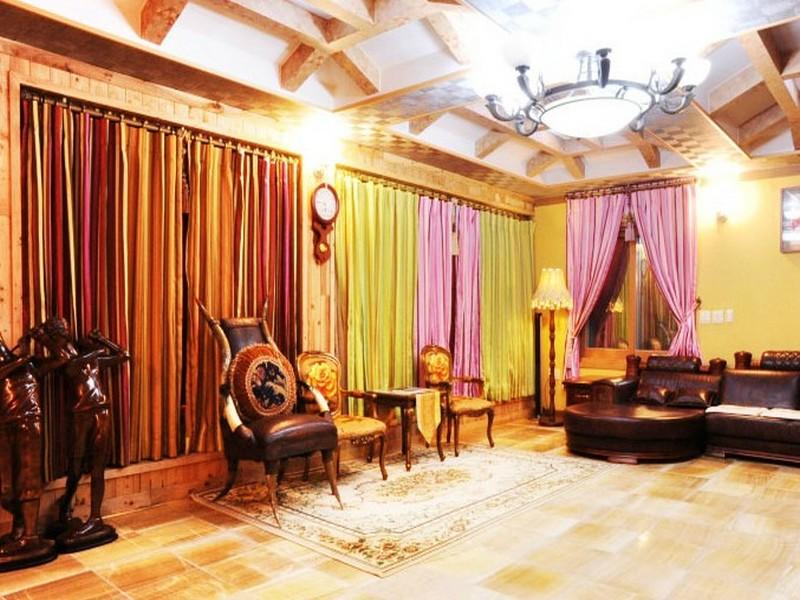 Palace in the Forest Pension