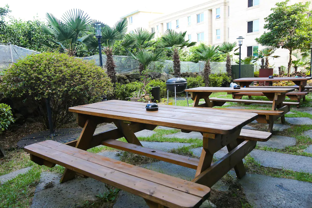 Port Avenue Hotel & Resort