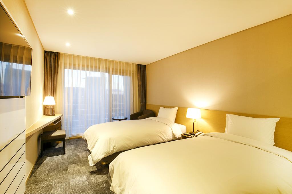 The Best Jeju Seongsan Hotel