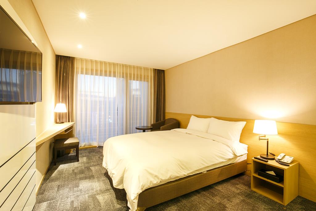 The Best Jeju Seongsan Hotel