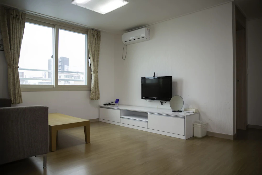 Residence Yegreen House