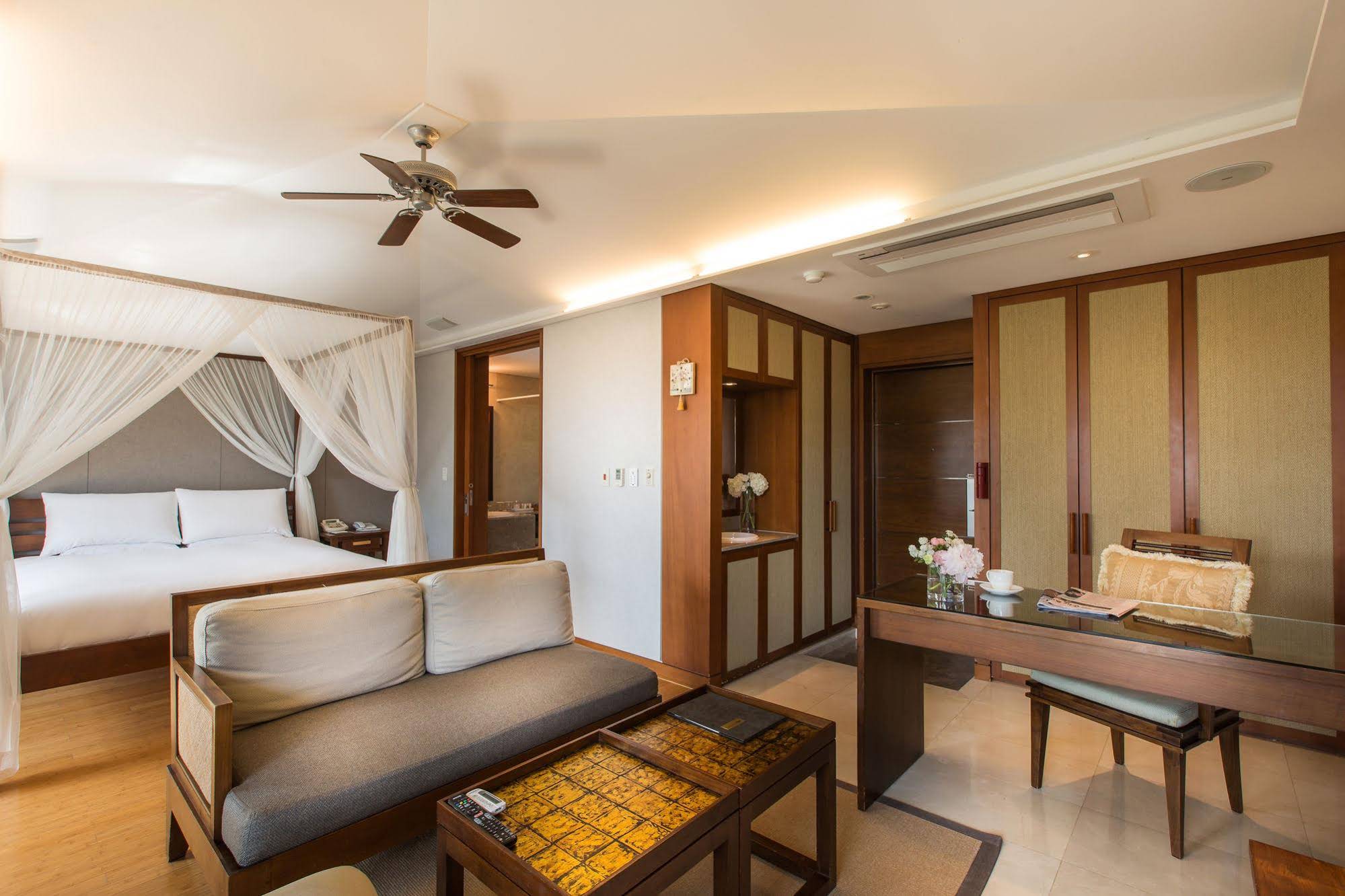 Seaes Hotel & Resort