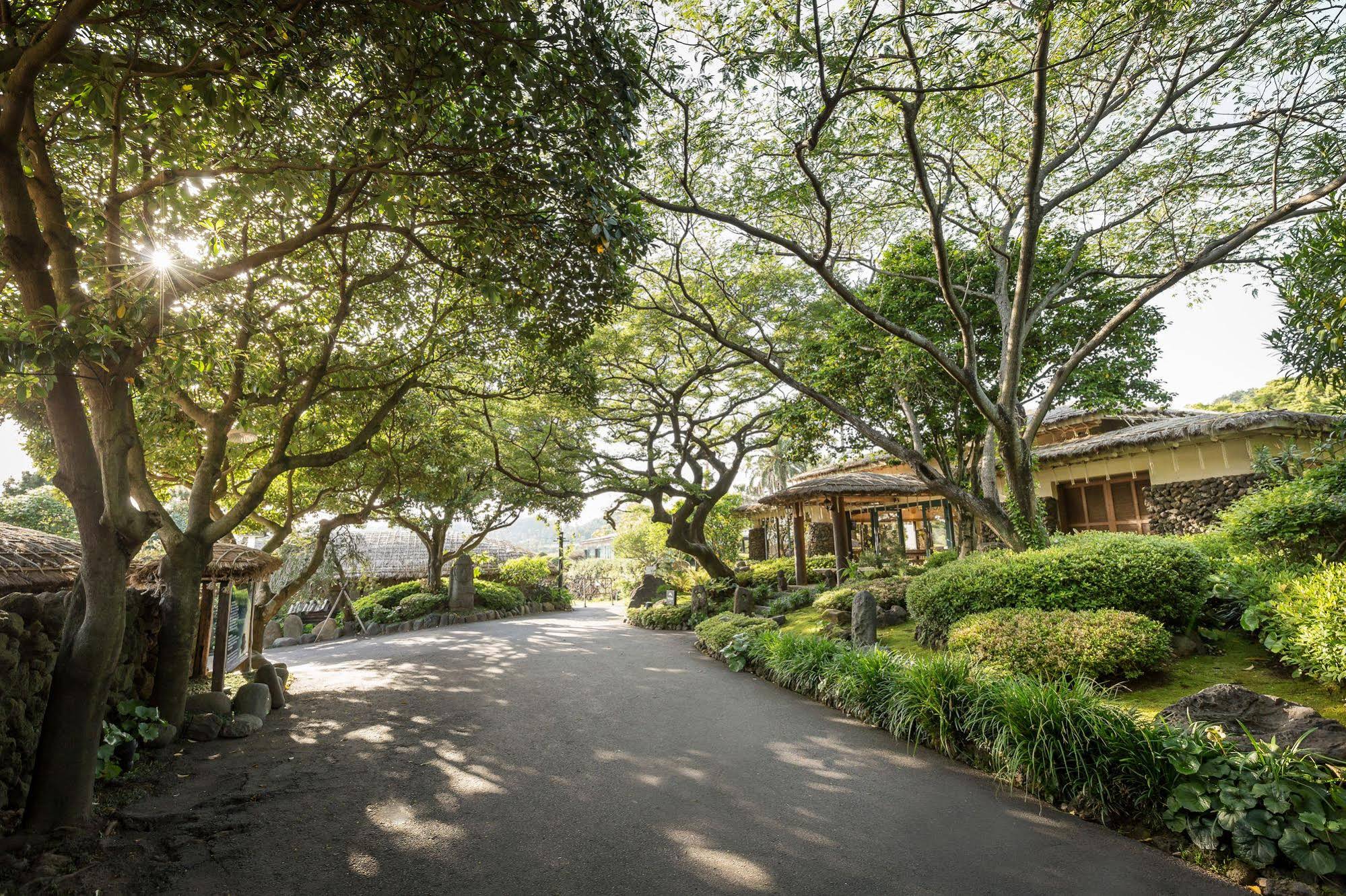 Seaes Hotel & Resort