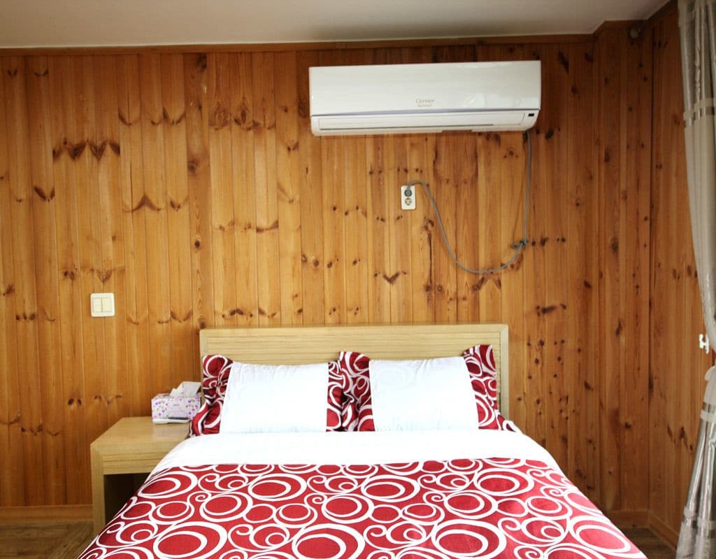 Jeju Kidsgajok Badatgahauseu