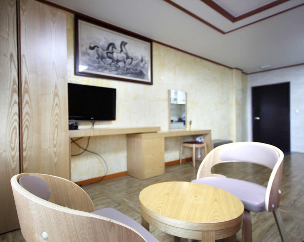 Jeju Kidsgajok Badatgahauseu