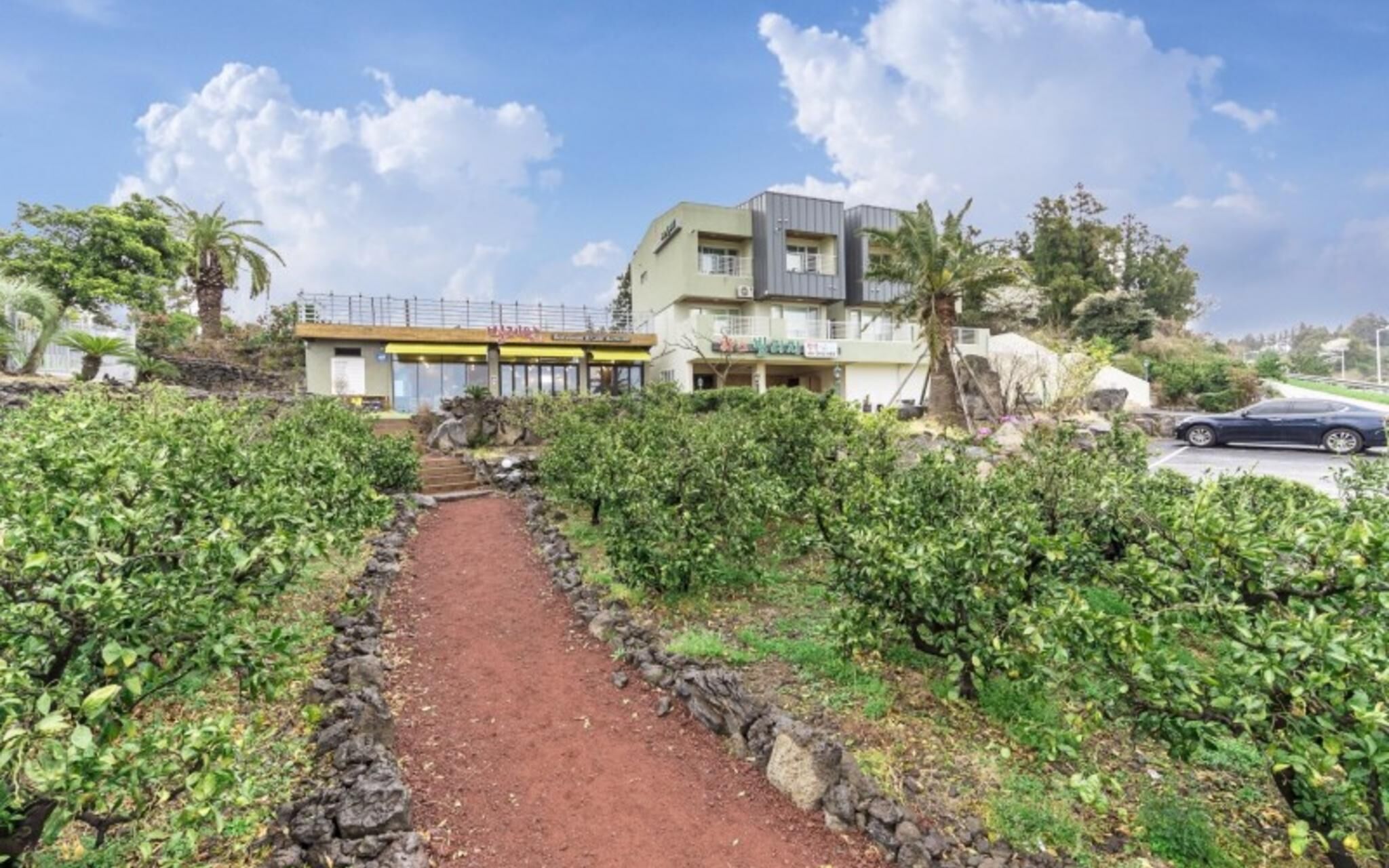 Seoguipo Has Village Pension