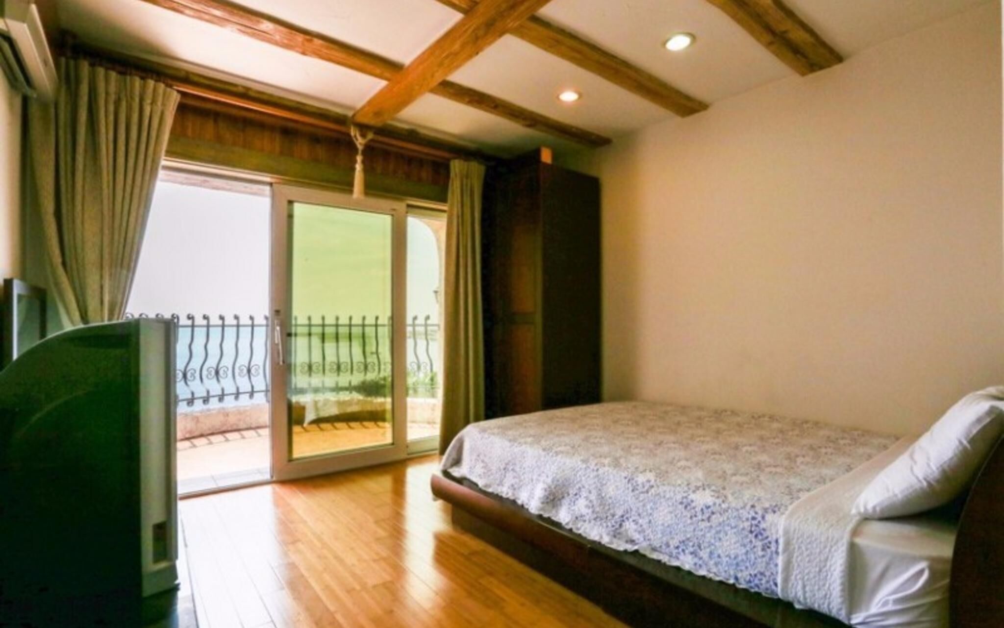 Seoguipo Seaside House Youngbin Pension