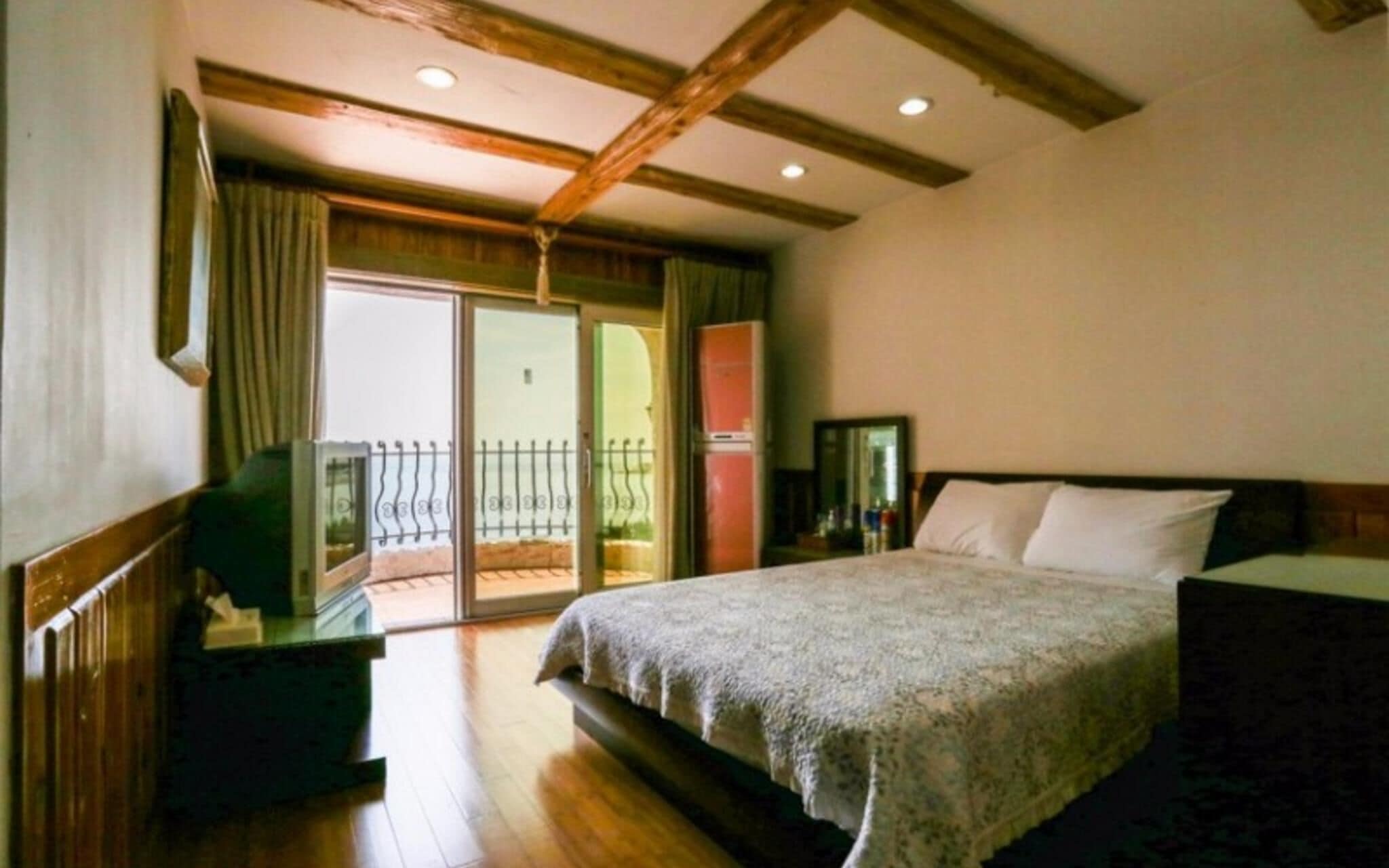 Seoguipo Seaside House Youngbin Pension