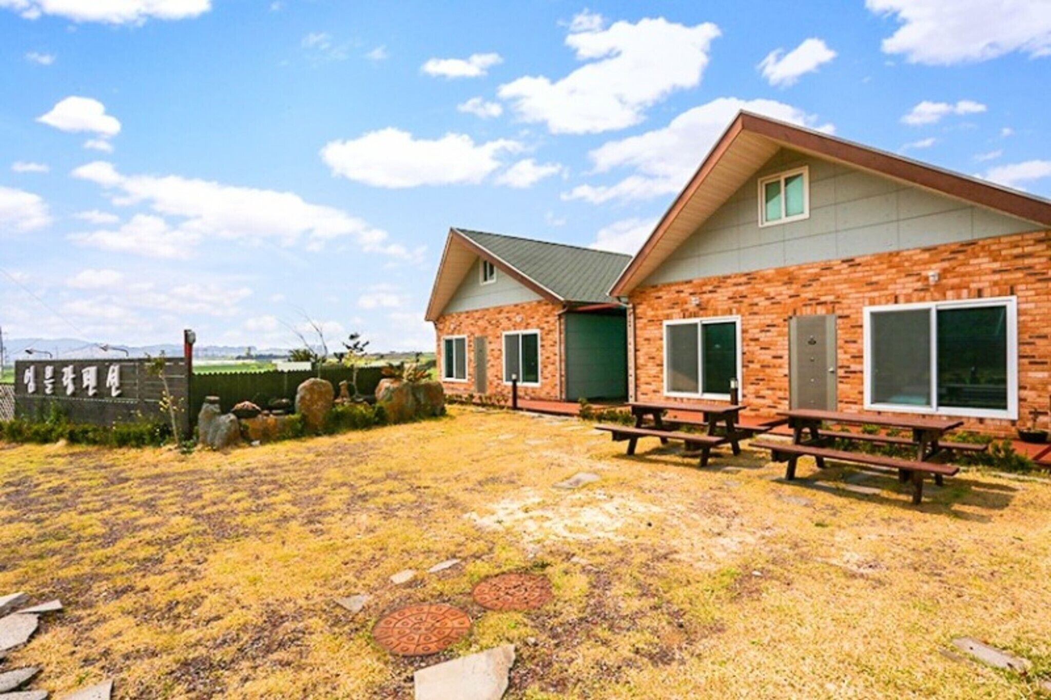 Seoguipo Umblanc Pension