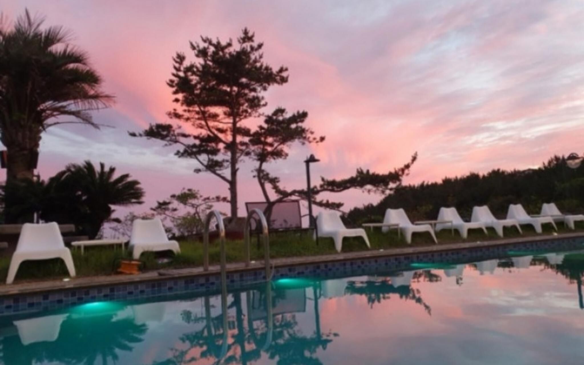 Seogwipo Black Land Lace Spa Pension
