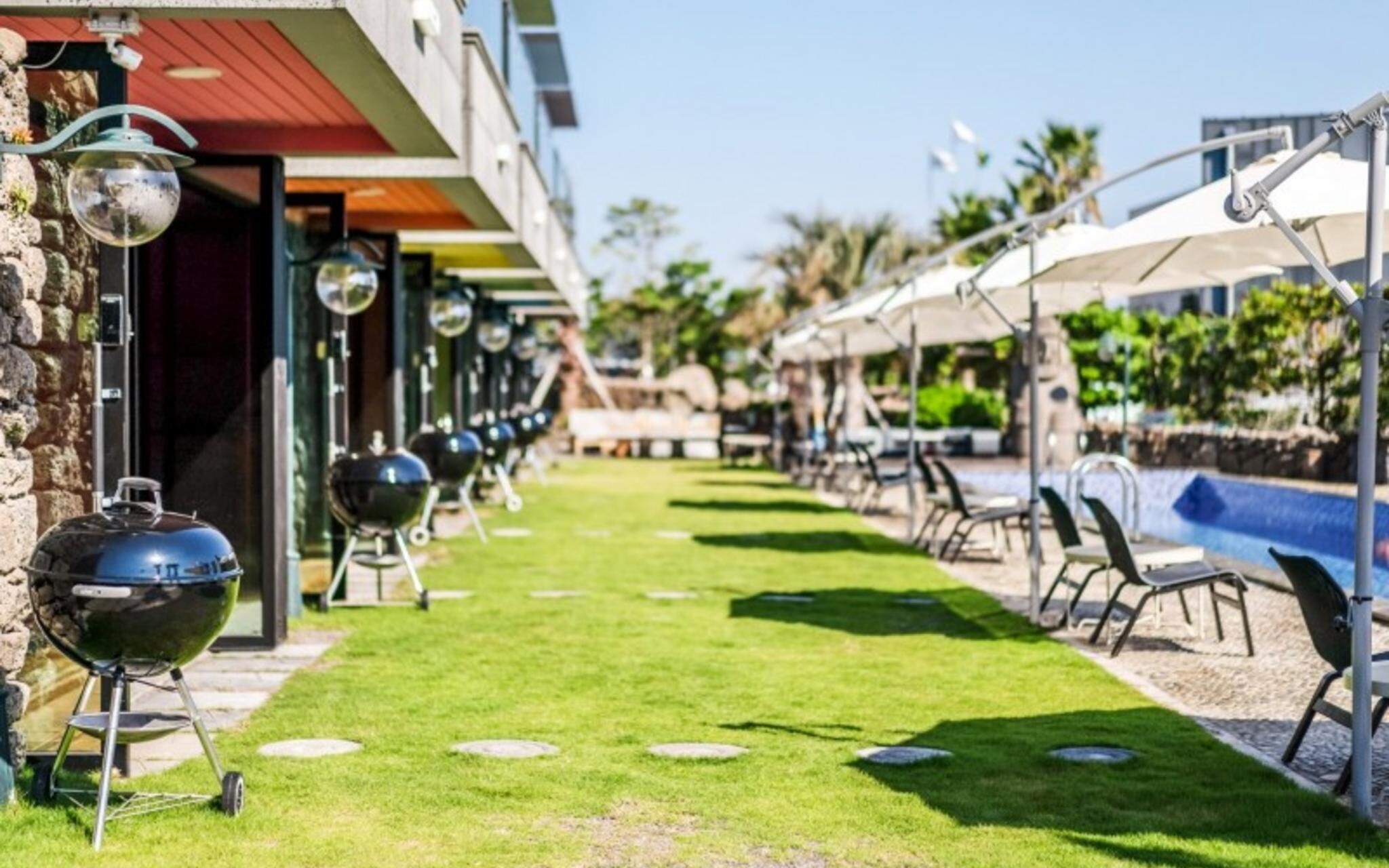Seogwipo Black Land Lace Spa Pension