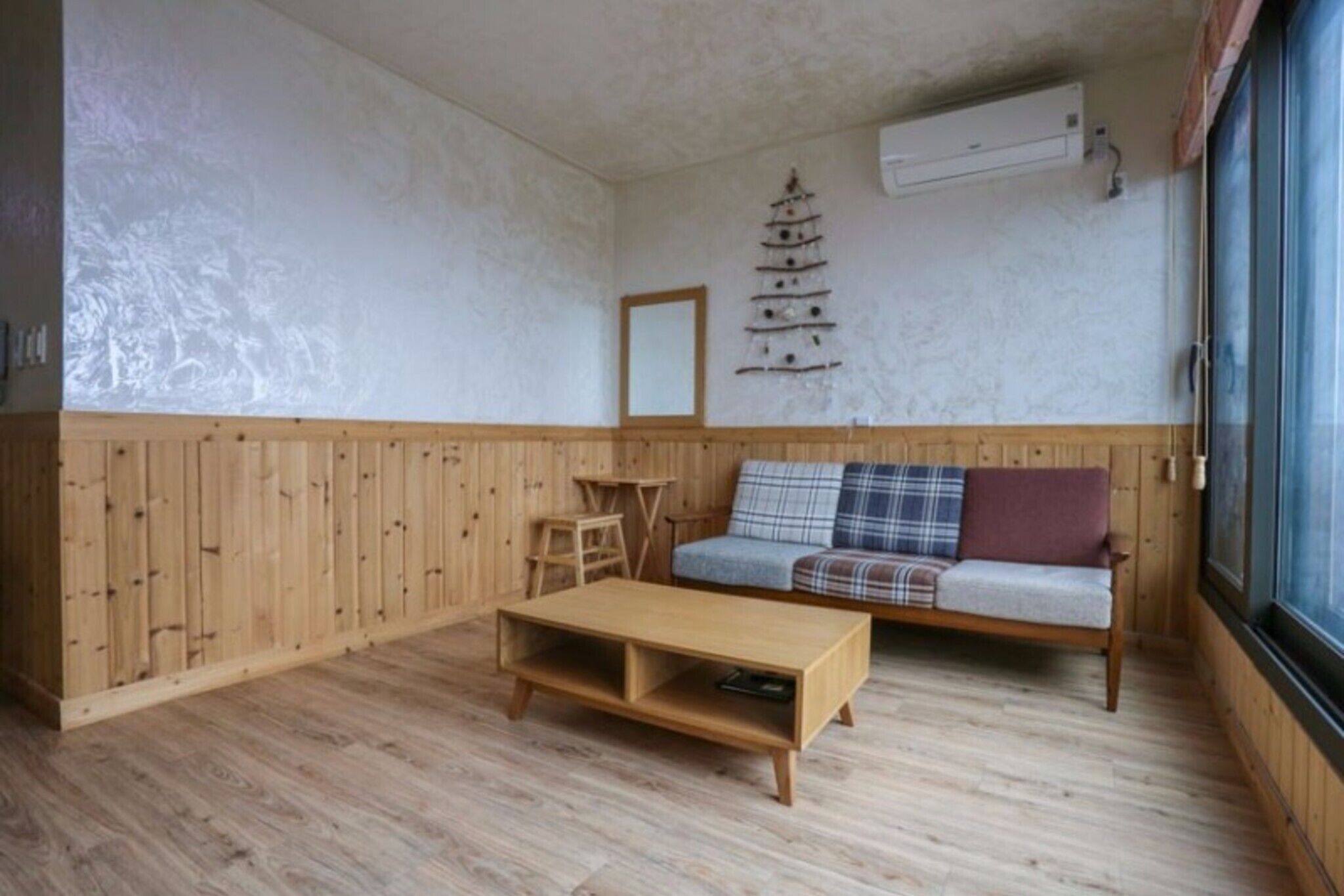 Seogwipo Day Stay House Pension