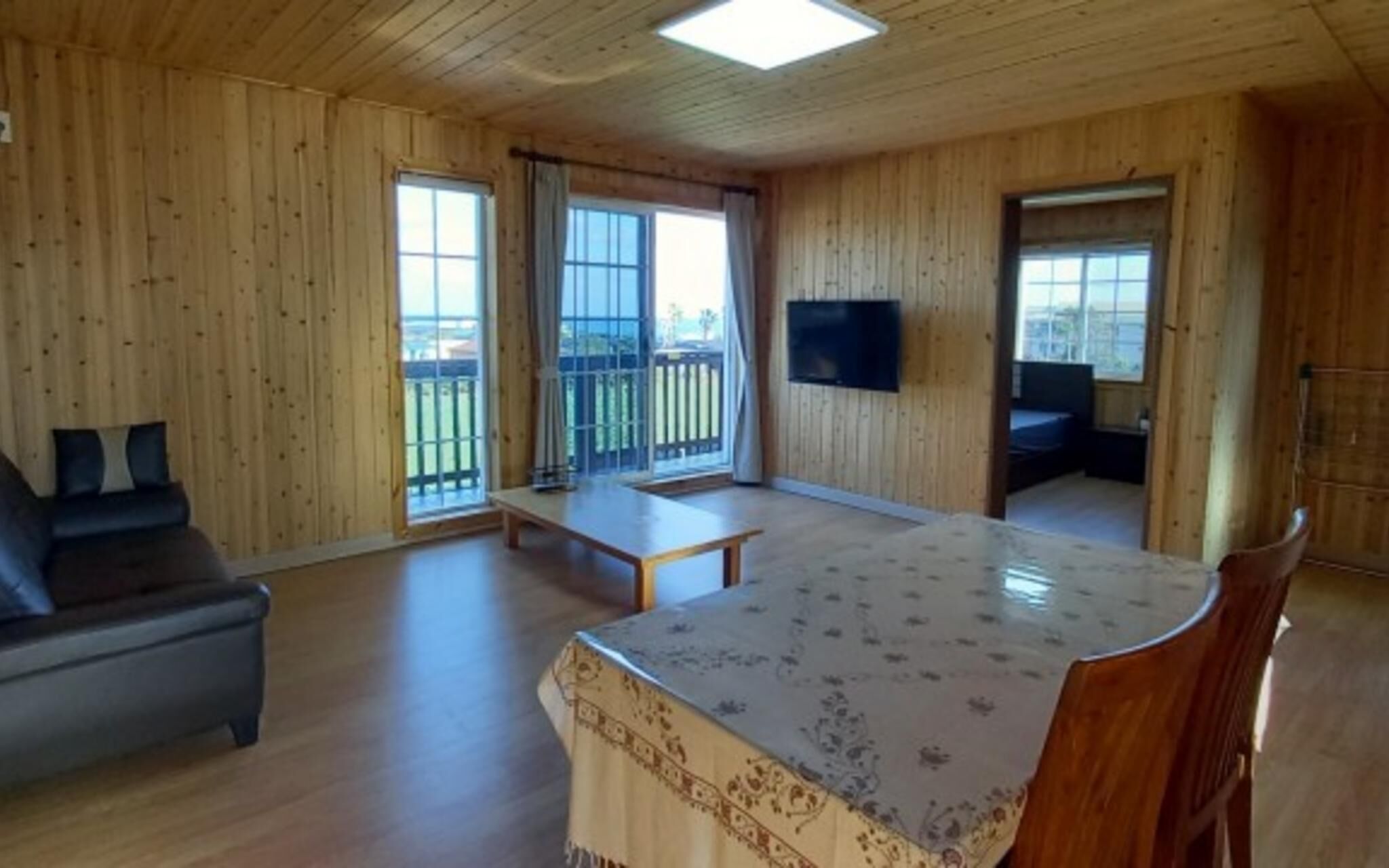 Seogwipo Ilhae Pension