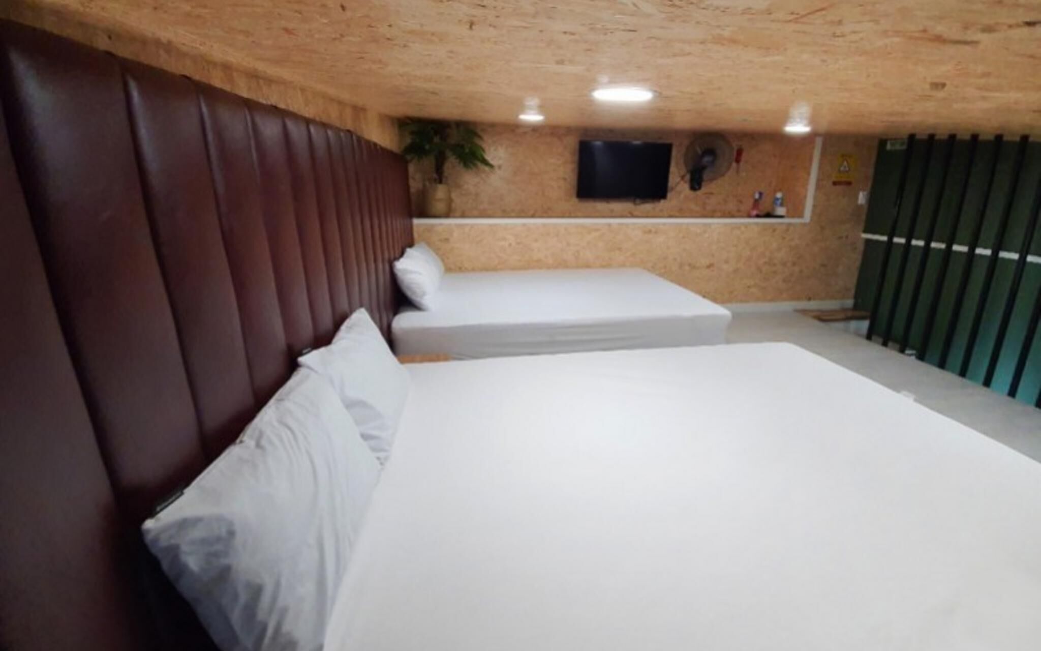 Seogwipo Jeju Beluga Pool Villa