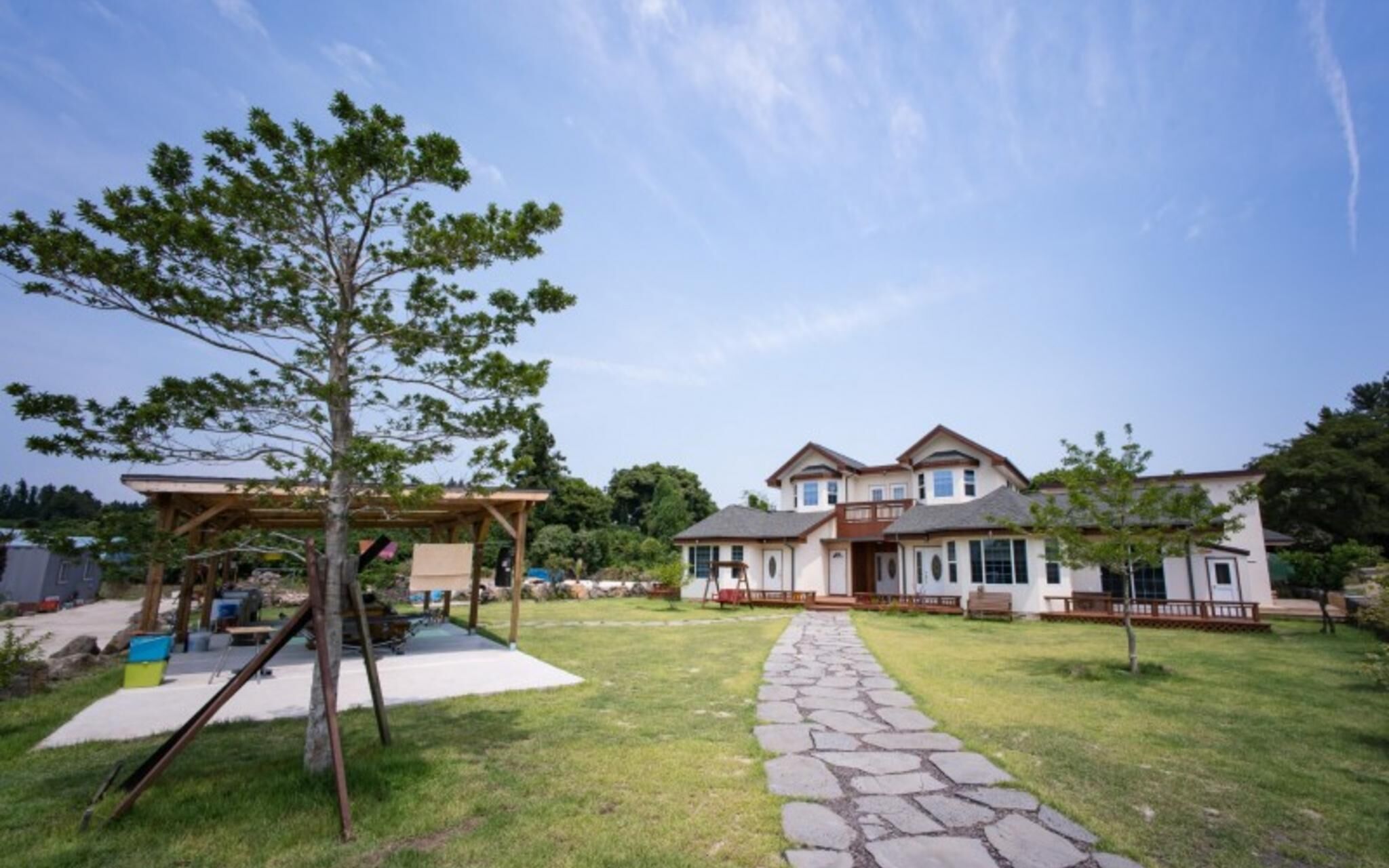 Seogwipo Jeju Mido Pension