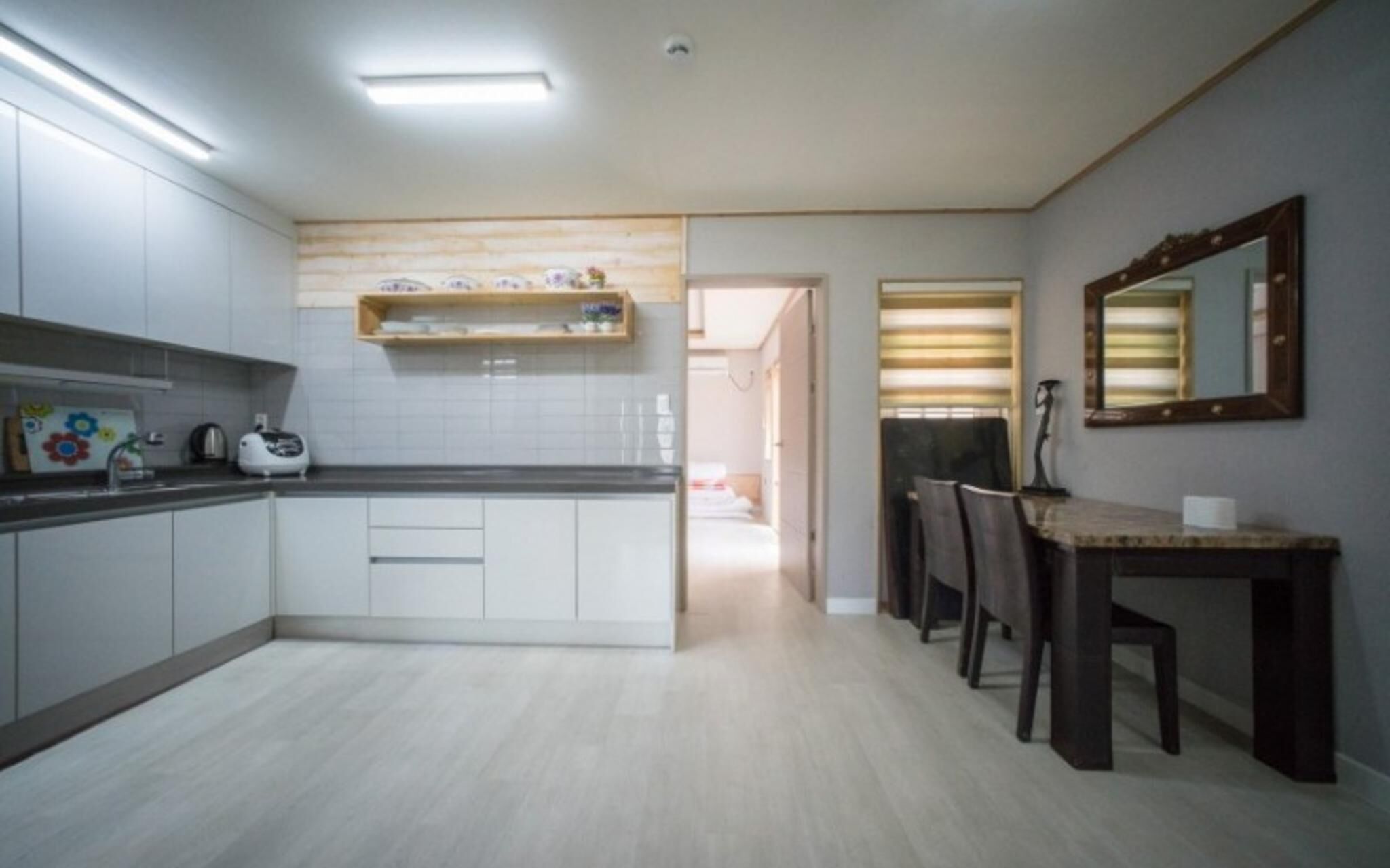 Seogwipo Jeju Mido Pension