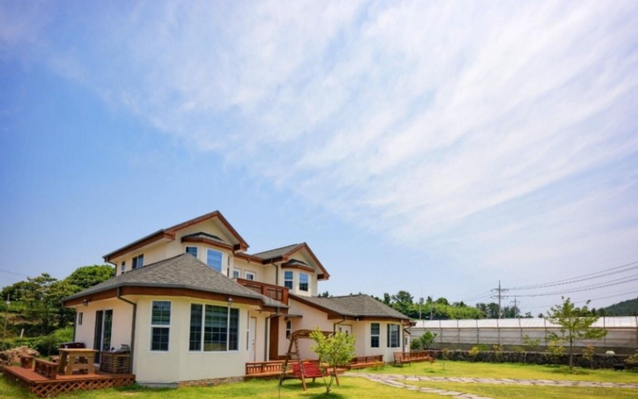 Seogwipo Jeju Mido Pension
