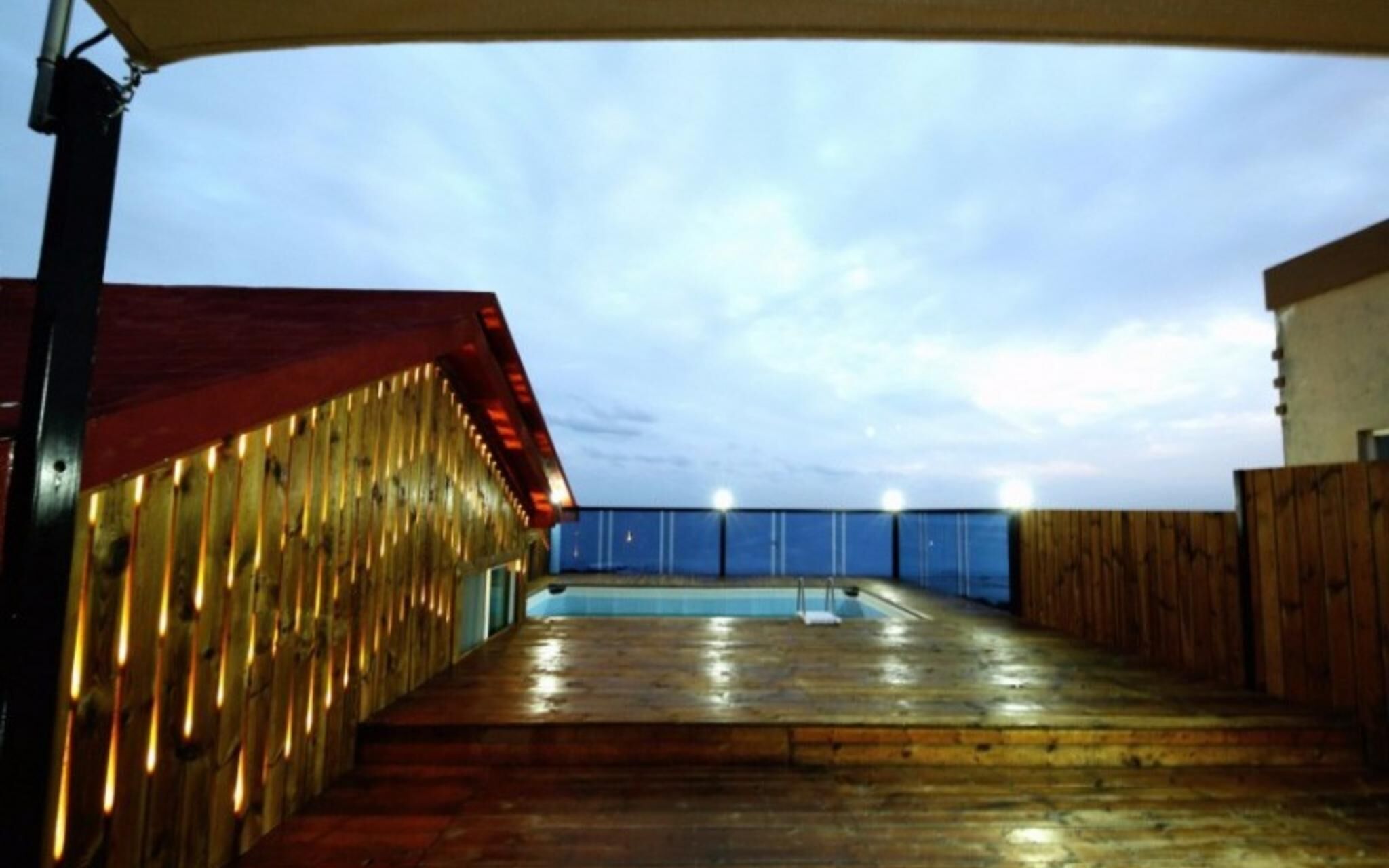 Seogwipo Jijunghae Pool Villa Pension