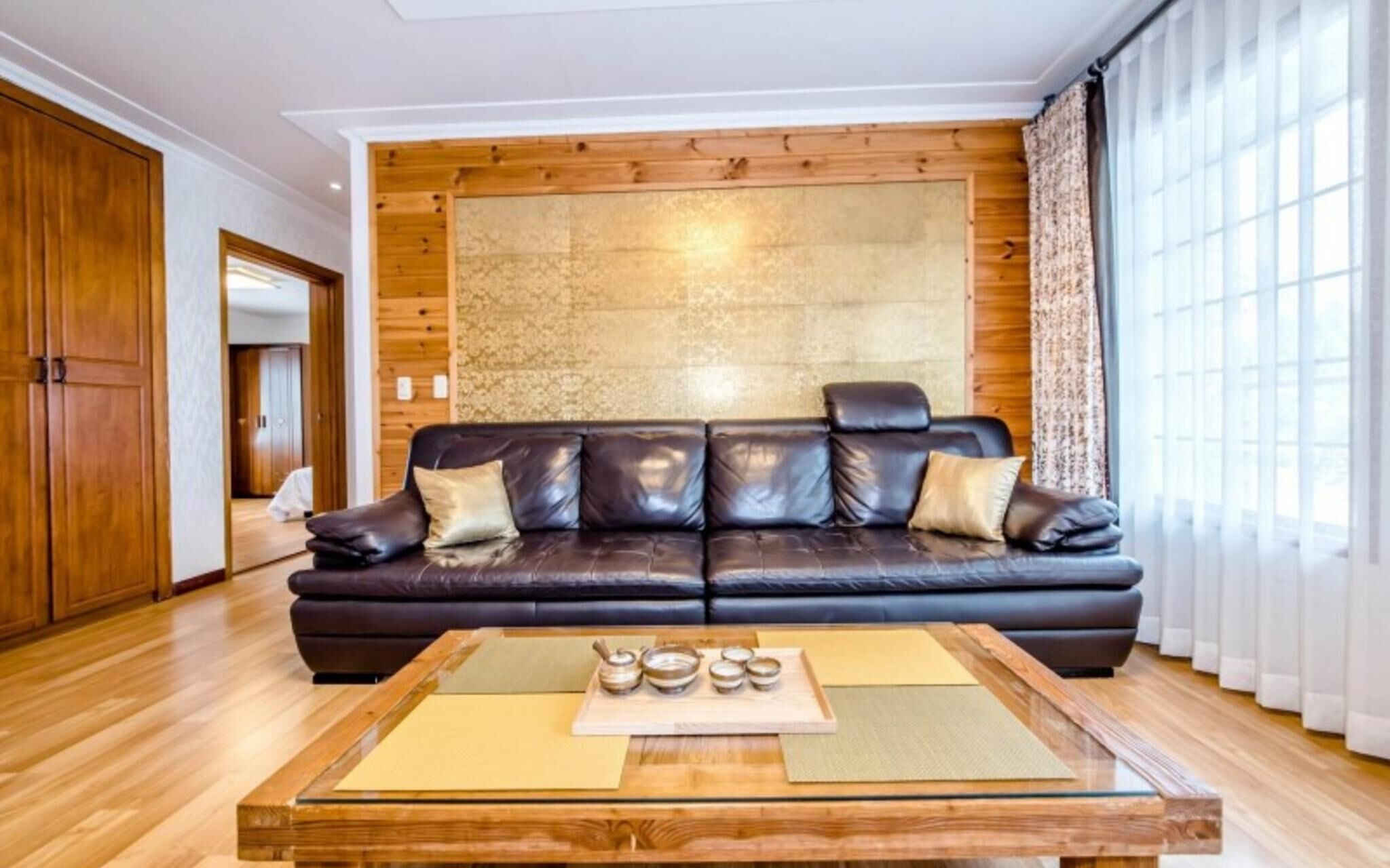 Seogwipo Jungmun Happy Sketch Pension