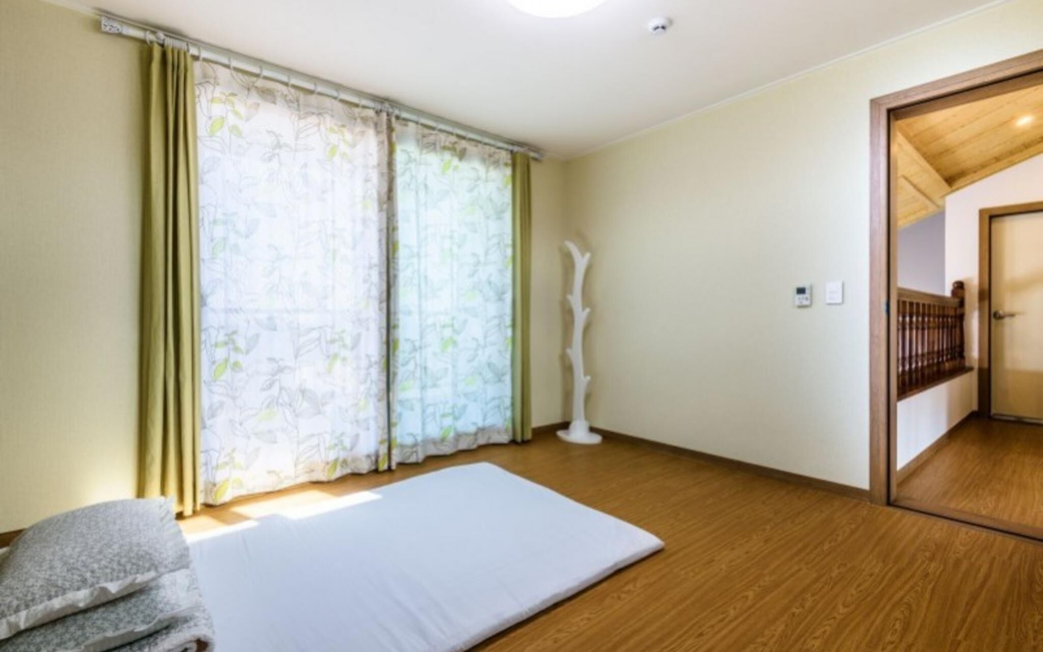 Seogwipo Naple Unshared House Pension