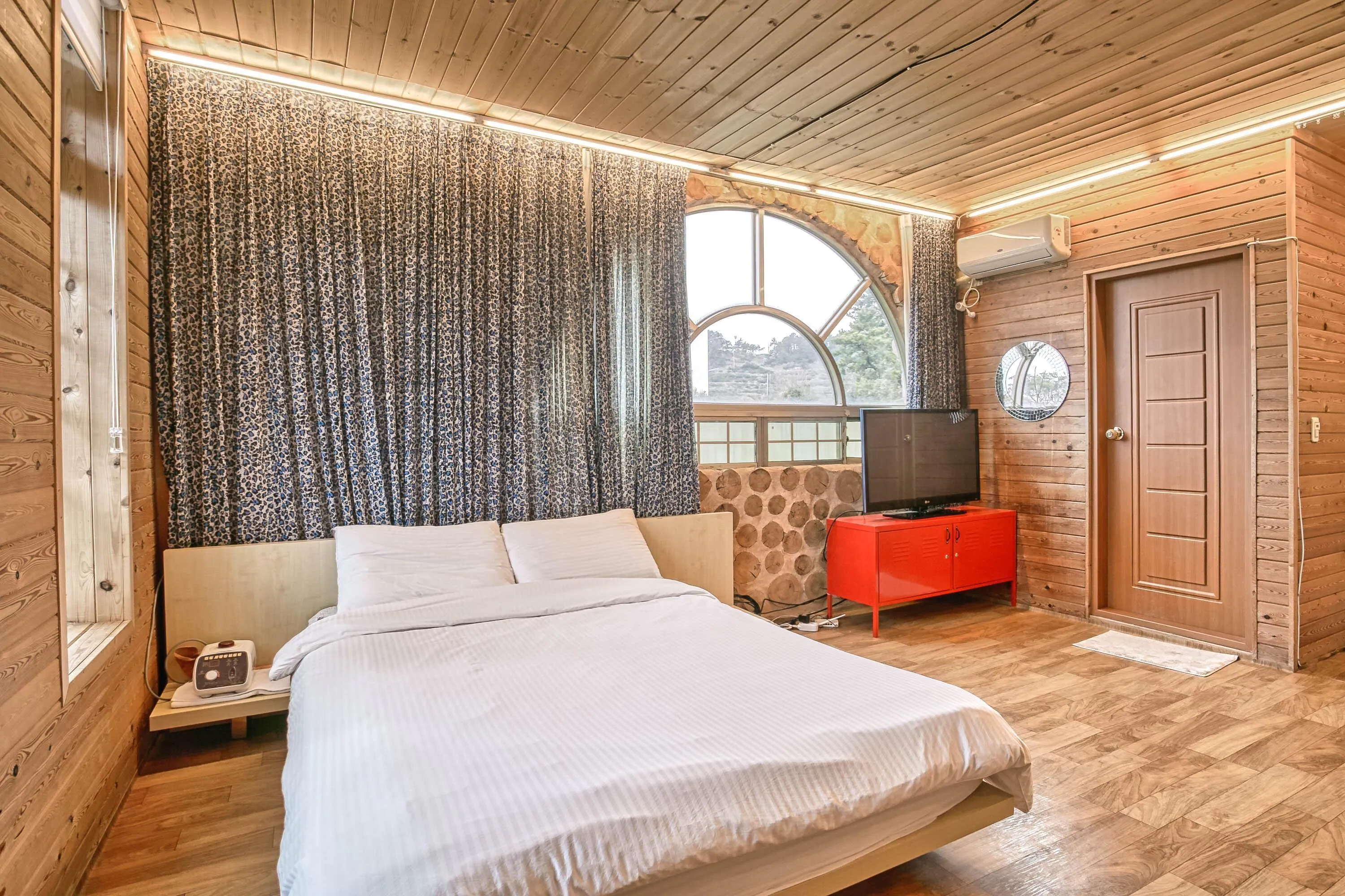 Seogwipo Neulbada Pet Pension