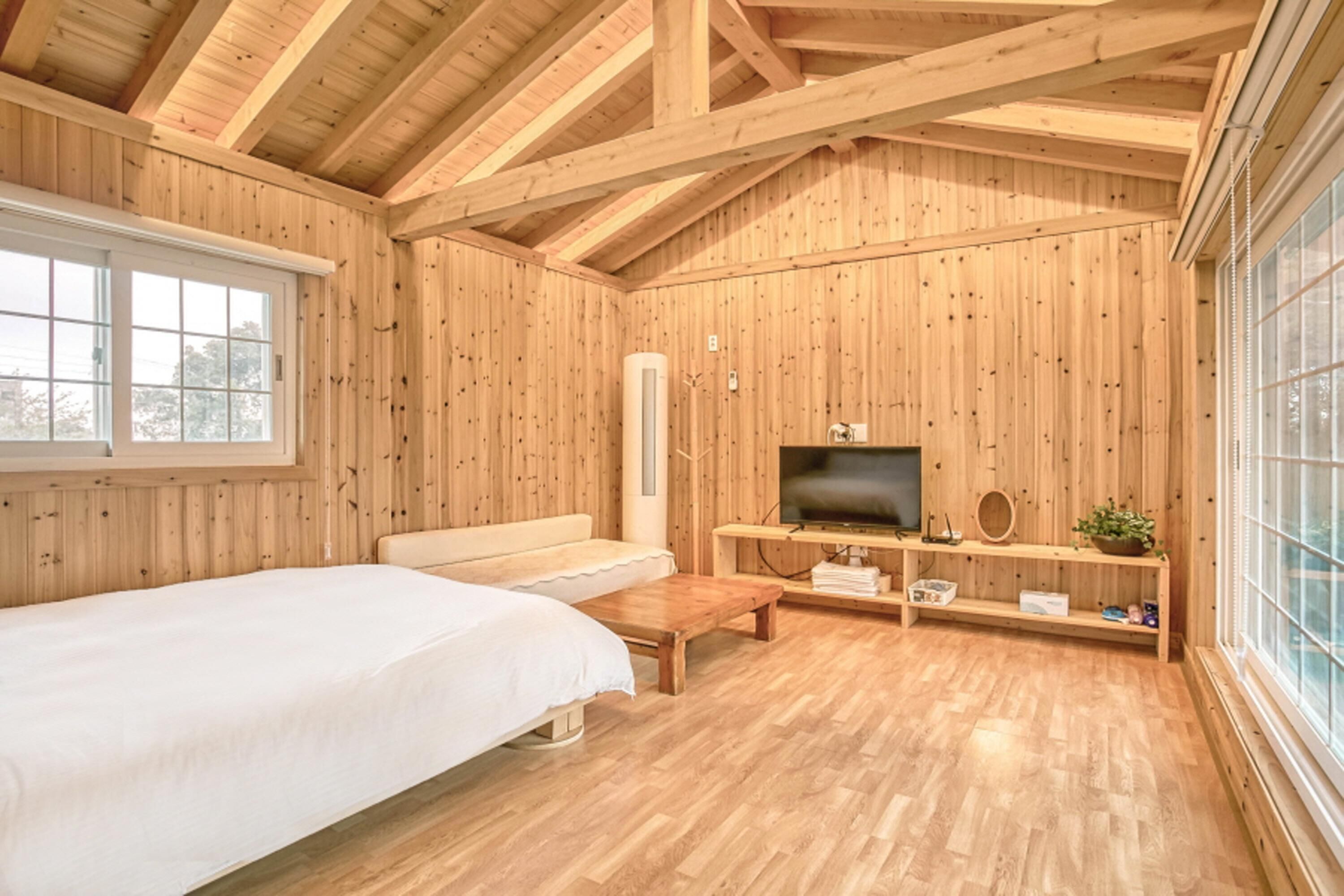 Seogwipo Neulbada Pet Pension