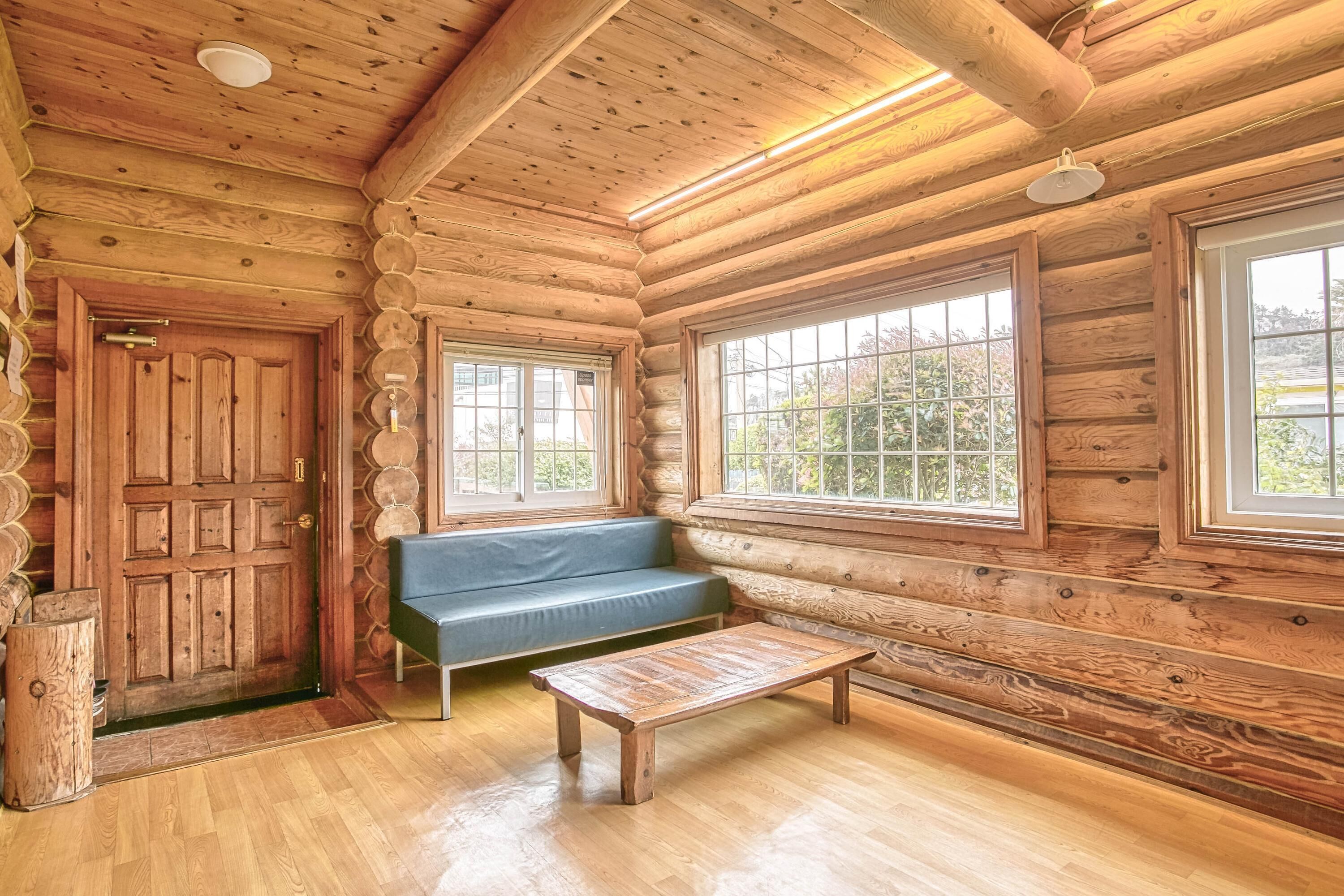 Seogwipo Neulbada Pet Pension