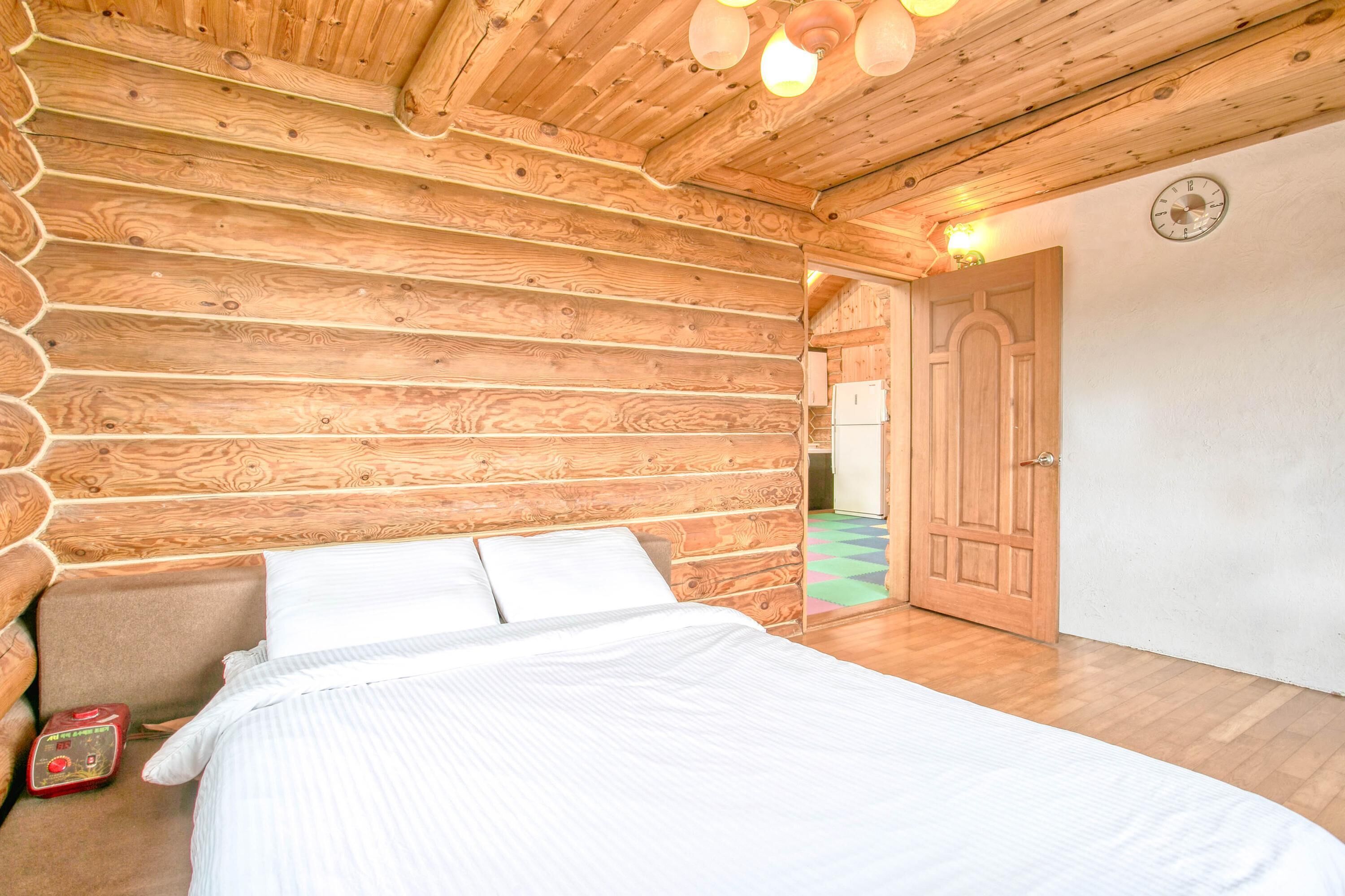 Seogwipo Neulbada Pet Pension