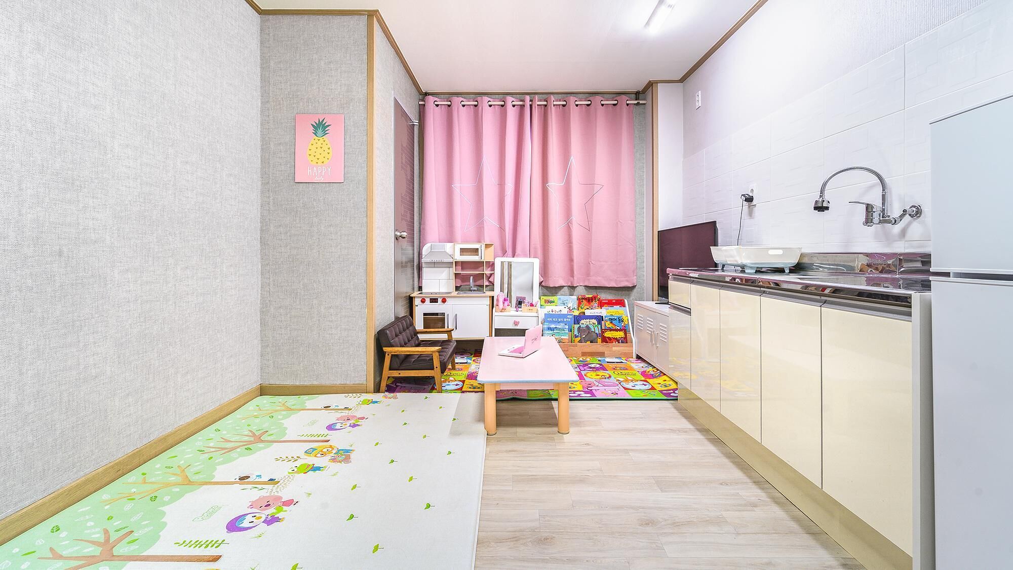 Seogwipo Sangsangnamu Kiz Pension