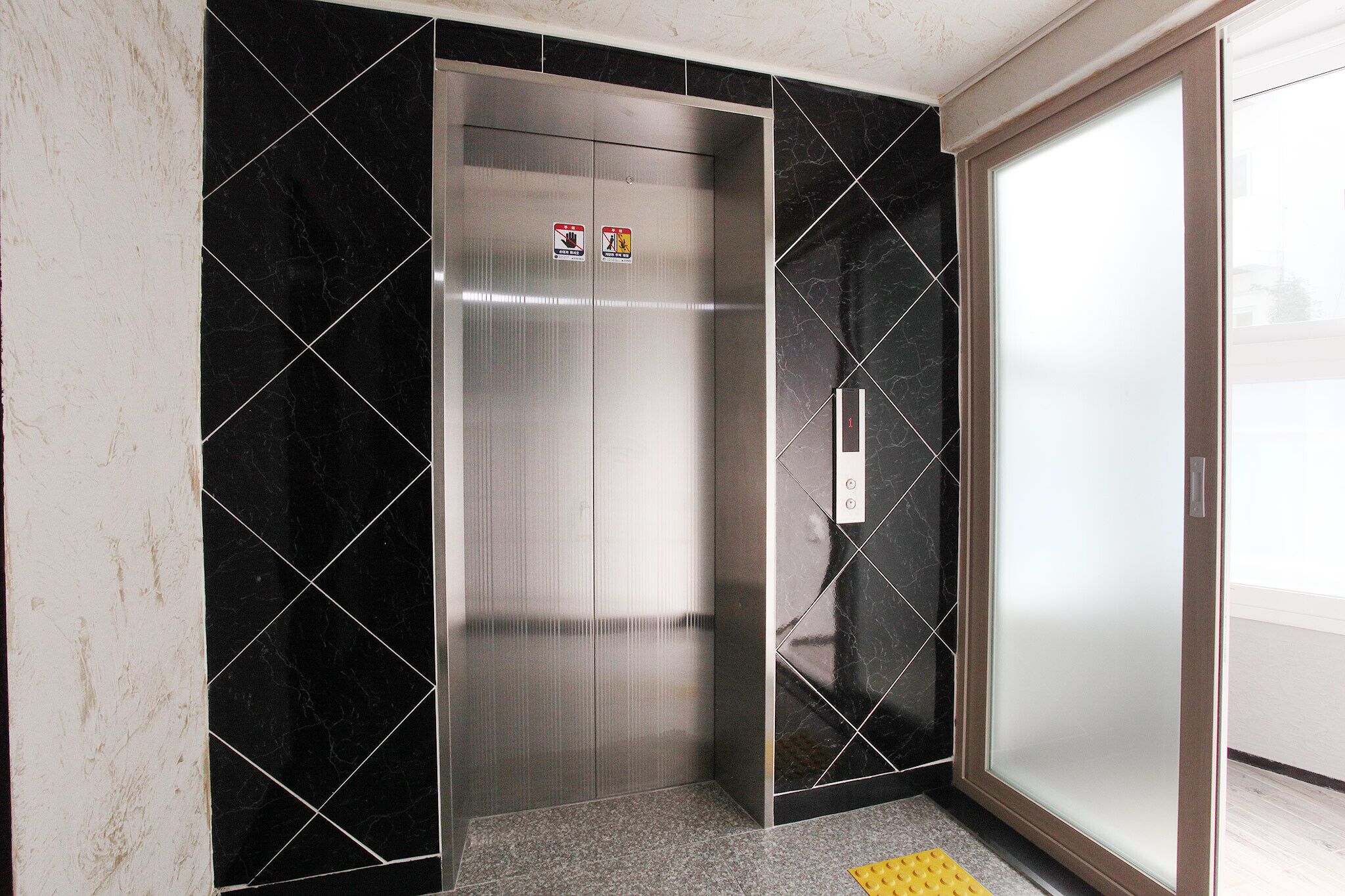 Seogwipo Seohyun Hotel