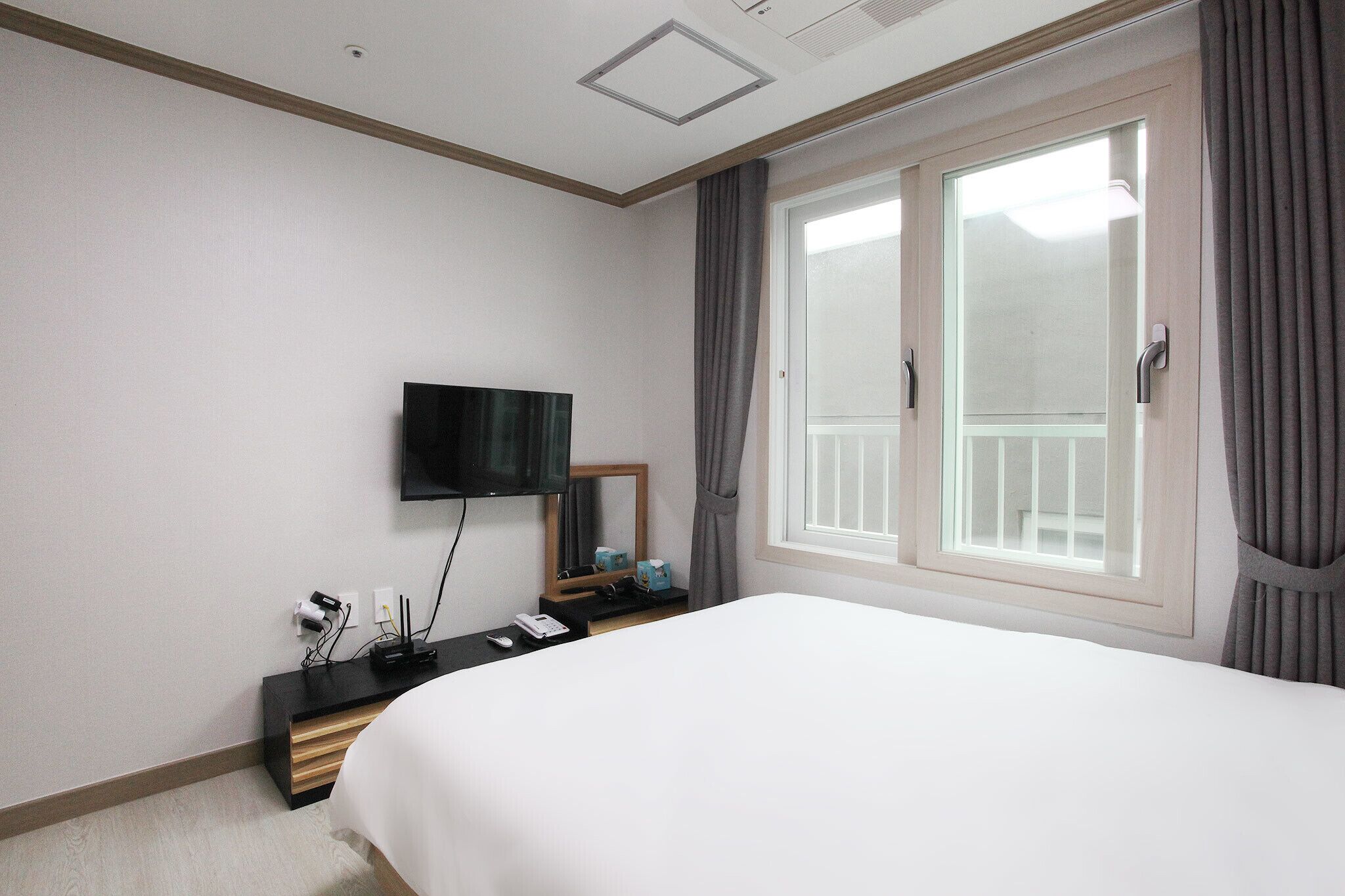 Seogwipo Seohyun Hotel