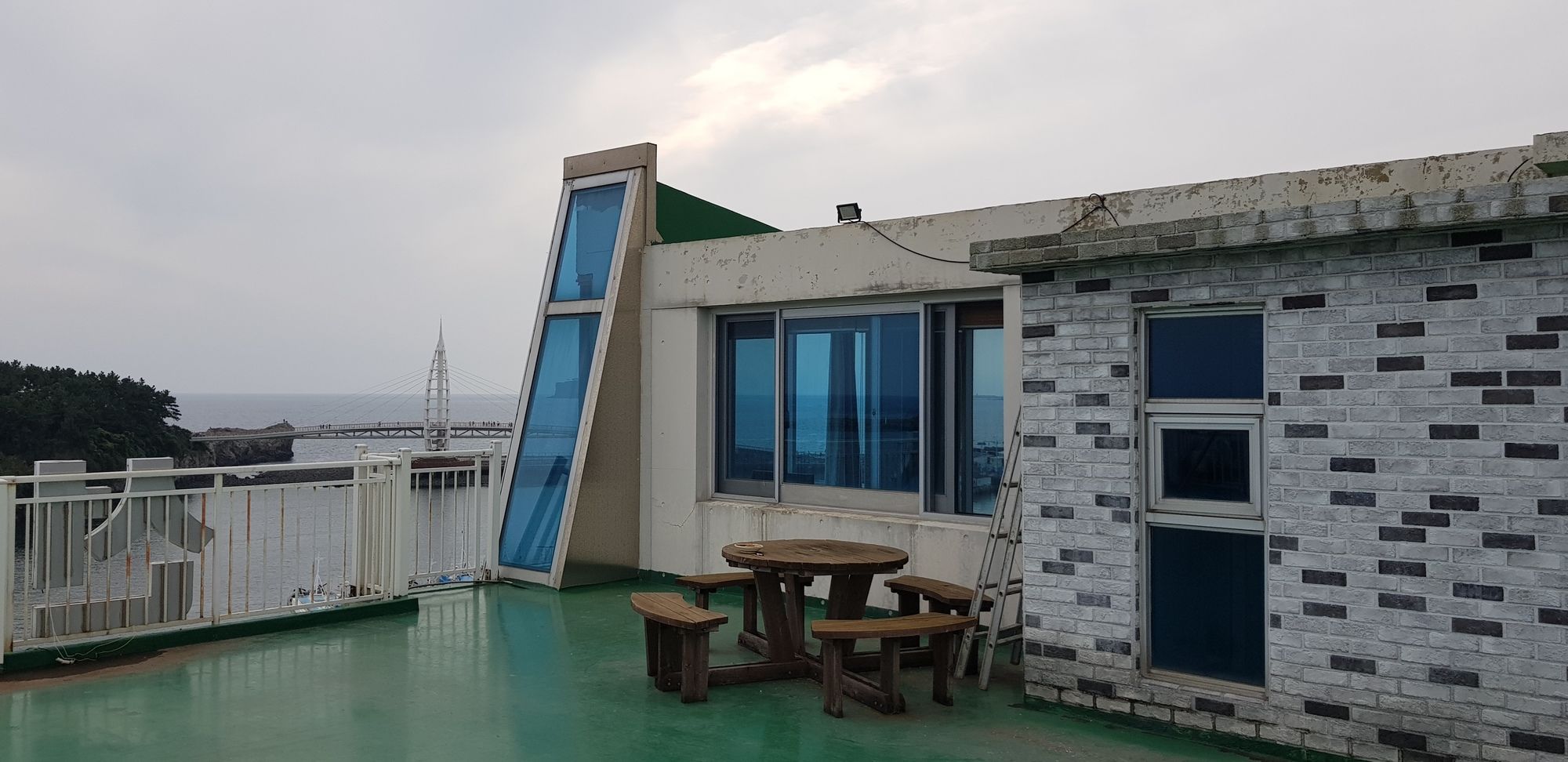 Seom Guesthouse Hostel