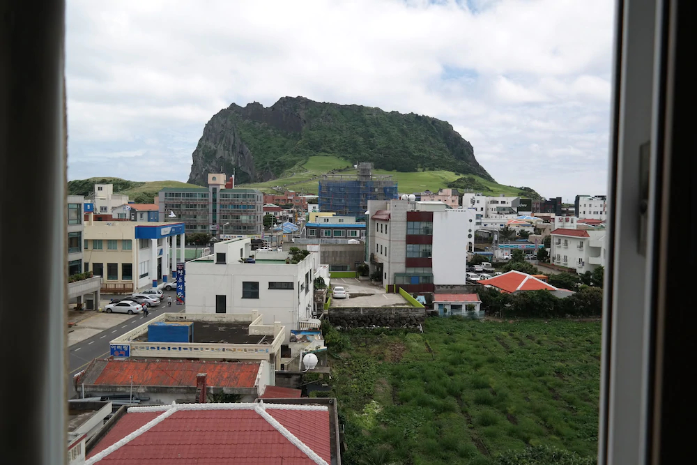 Sungsan Beach Hotel