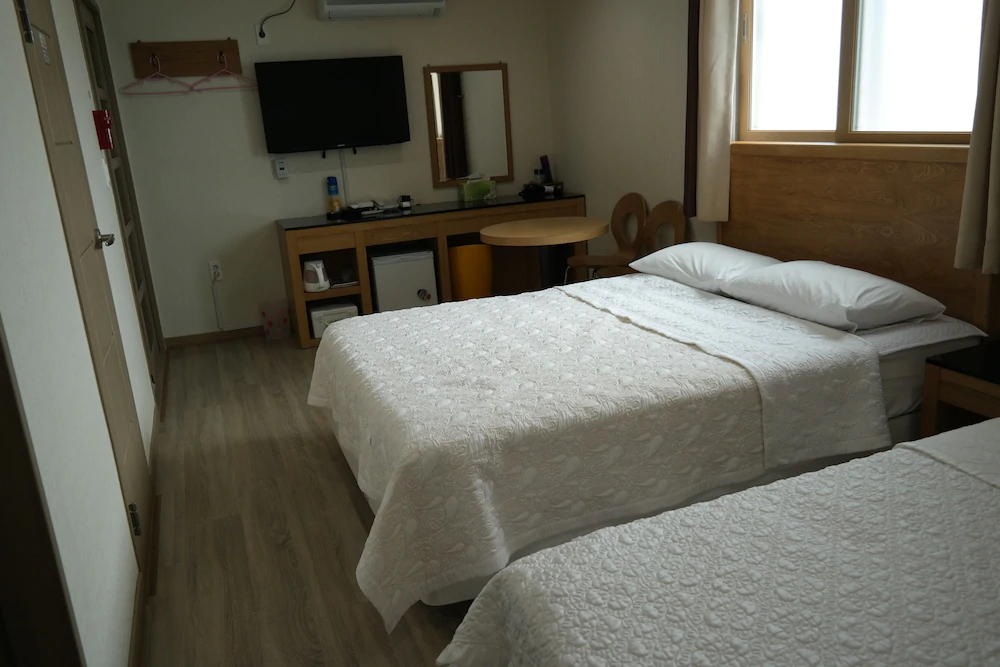 Sungsan Beach Hotel