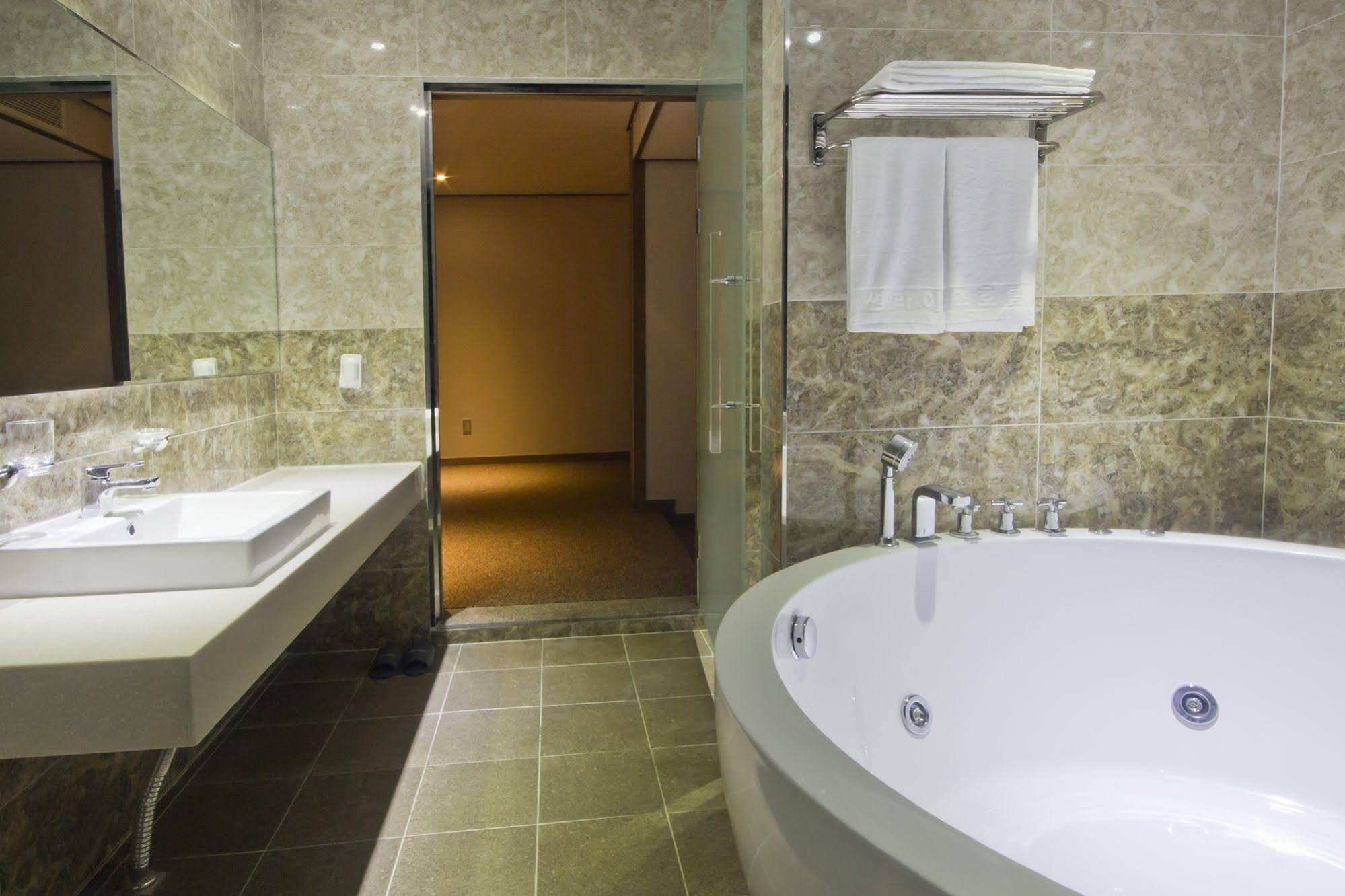 Sunrise Hotel Sungsan