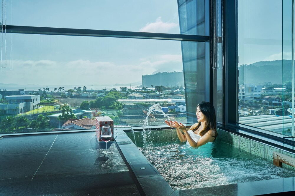 Scarboro Hotel & Exclusive Resort