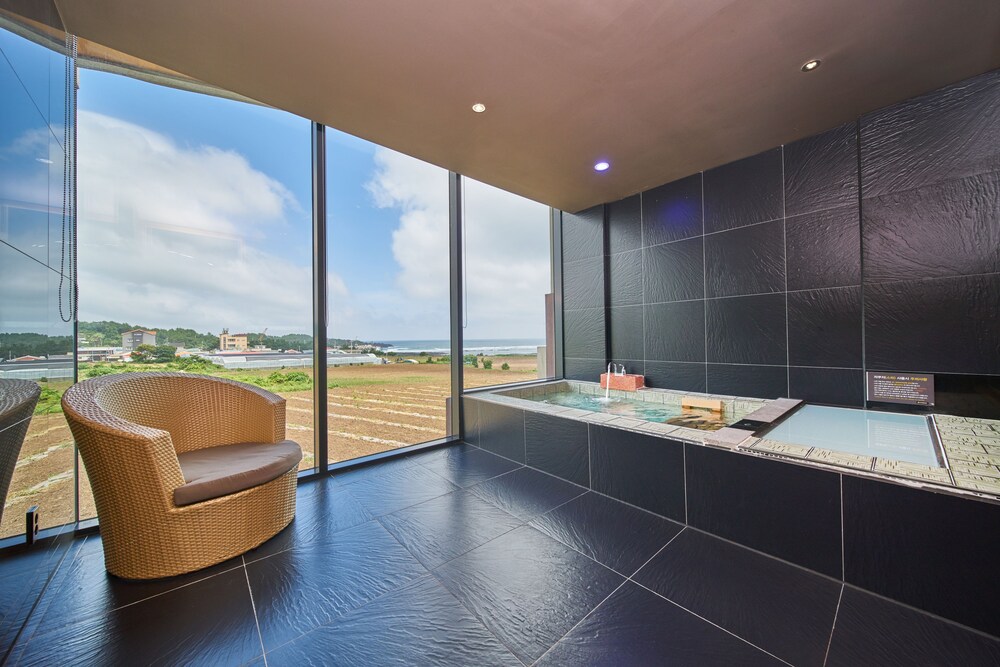 Scarboro Hotel & Exclusive Resort